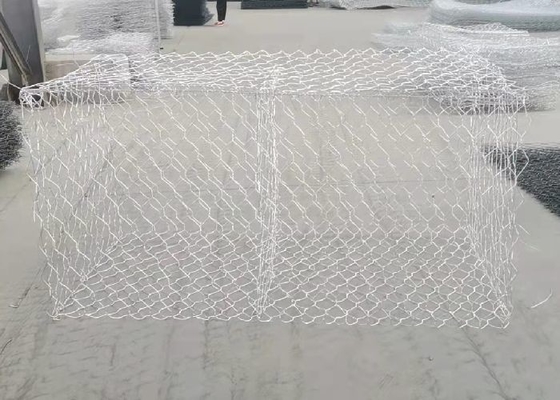 3x1x0.5m 80x100mm の金属の Gabion のバスケットの川岸の安定性によって編まれる箱