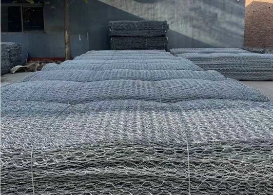 1m-6mの鋼鉄線 防水用土壌橋の保護のための六角ガビオンバスケット