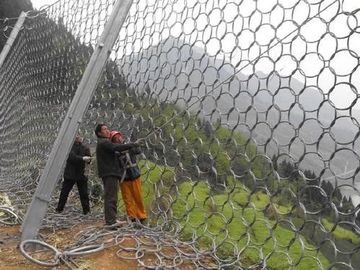 熱い浸されたGalvanizedsteelの金属リング網の平織り斜面安定システム